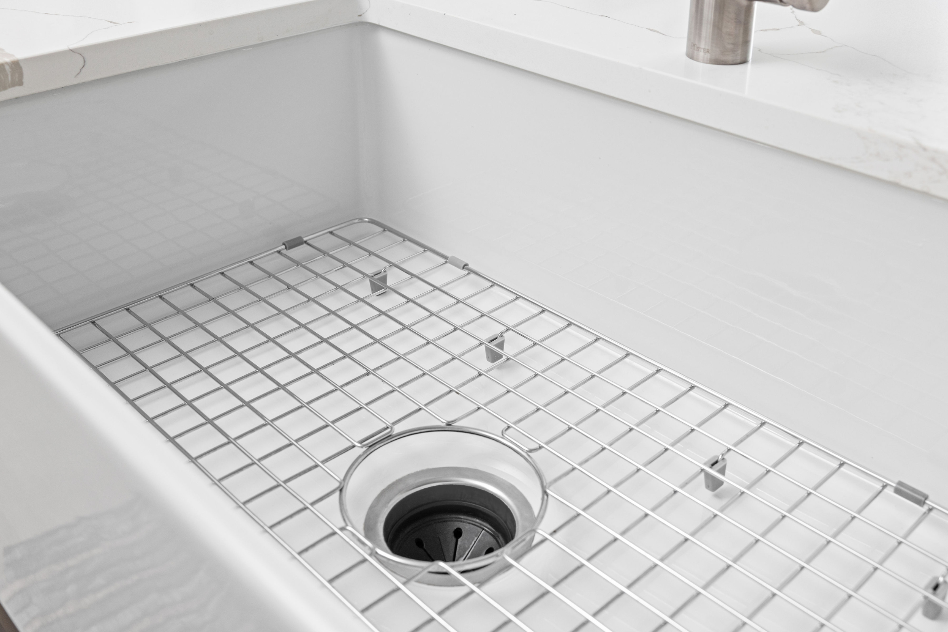 The Steadman Sink Close-Up